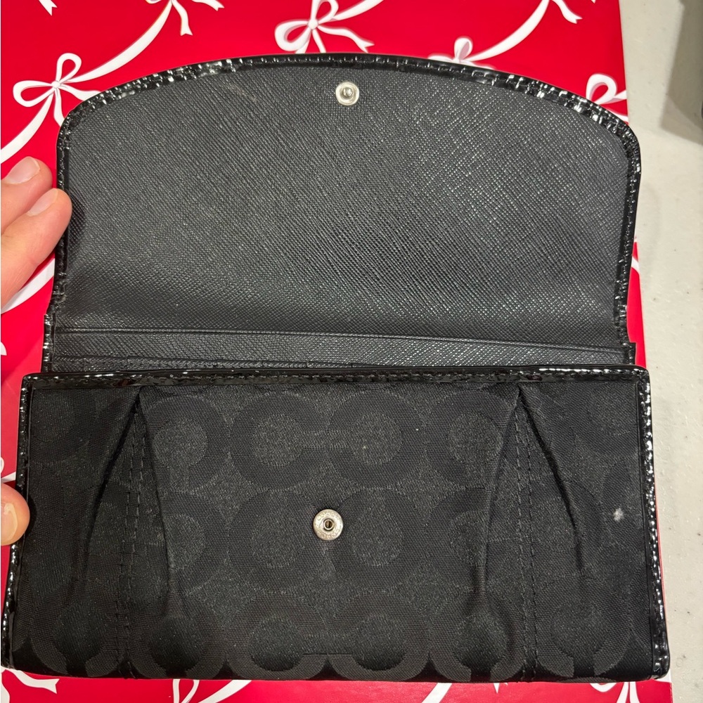 Coach Black Patent Leather Wallet - Picture 3 of 7